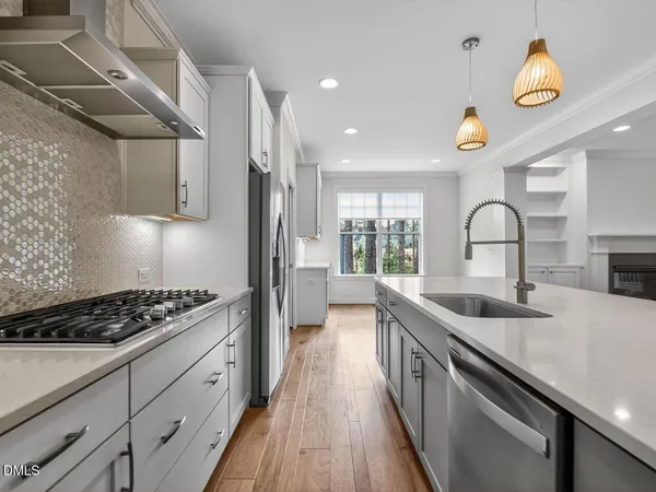 $1,090,000 | 2117 Bee Cave Court, Apex, NC 27539