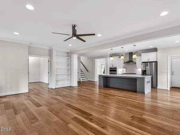 $1,090,000 | 2117 Bee Cave Court, Apex, NC 27539