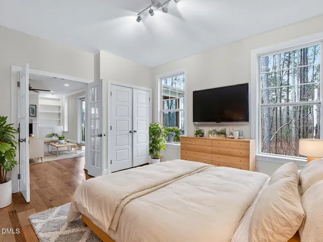 $1,200,000 | 2117 Bee Cave Court, Apex, NC 27539