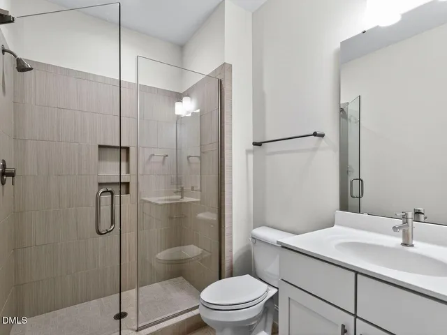 $1,200,000 | 2117 Bee Cave Court, Apex, NC 27539