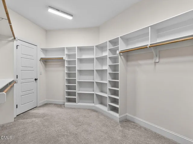 $1,200,000 | 2117 Bee Cave Court, Apex, NC 27539