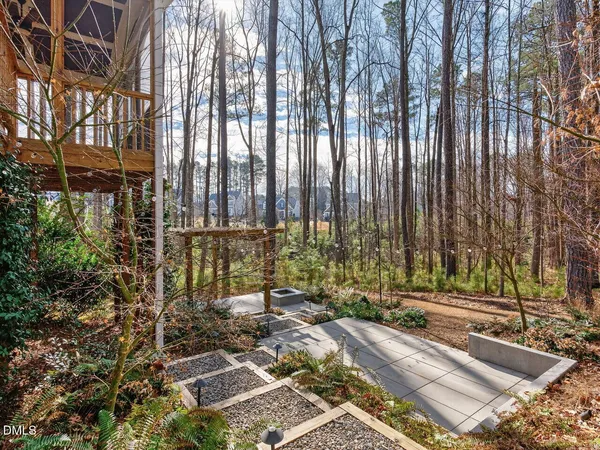 $1,090,000 | 2117 Bee Cave Court, Apex, NC 27539