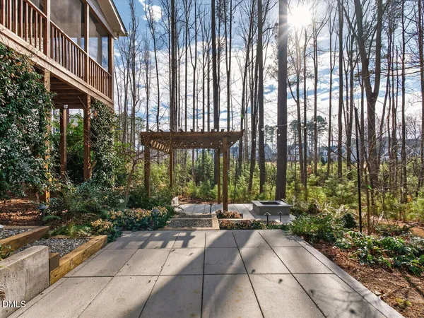 $1,090,000 | 2117 Bee Cave Court, Apex, NC 27539