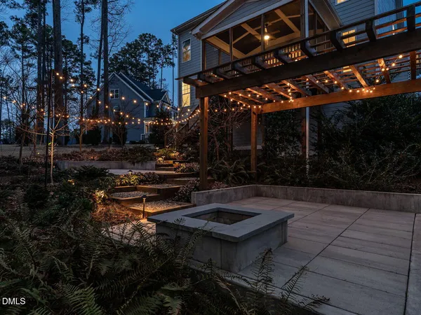 $1,090,000 | 2117 Bee Cave Court, Apex, NC 27539