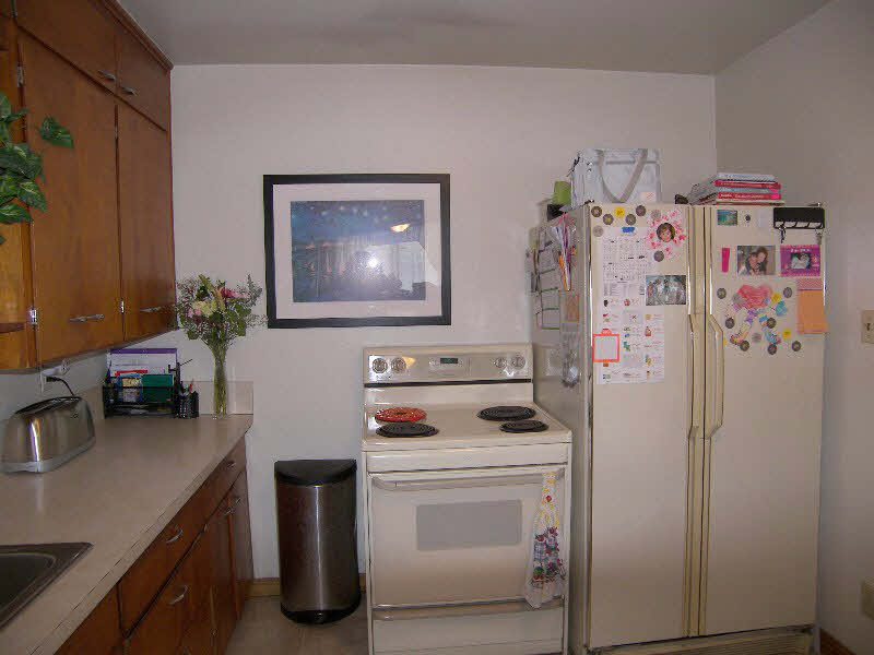 526 Rhodes Street Pinconning, MI 48650 - Photo 3 of 15