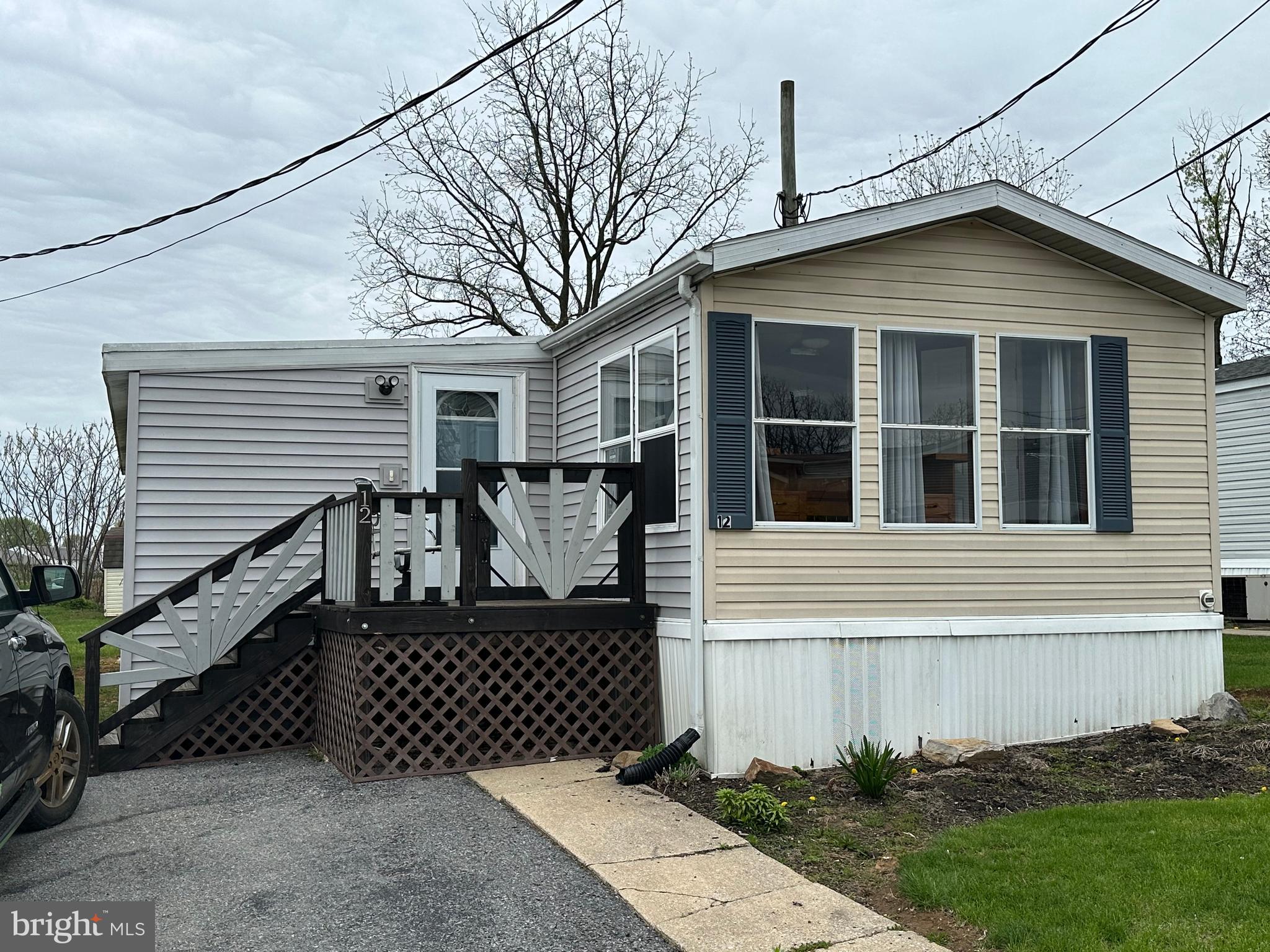 12 Roth Avenue Mertztown, PA 19539 - Photo 2 of 29