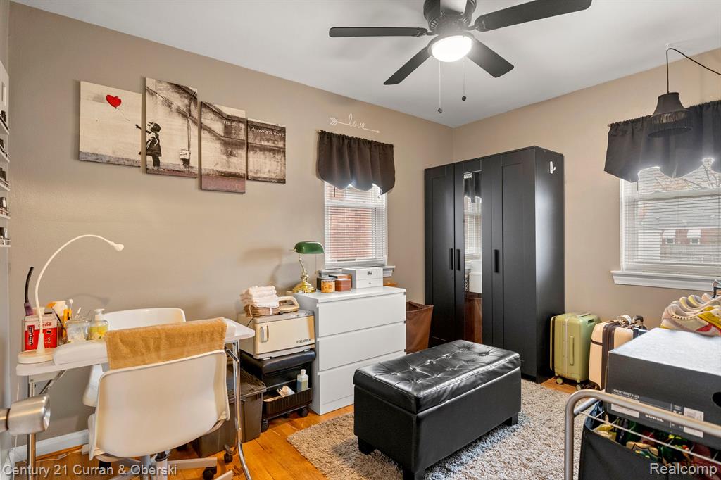 9879 Ruth Avenue Allen Park, MI 48101 - Photo 13 of 26 Gallery Image 13