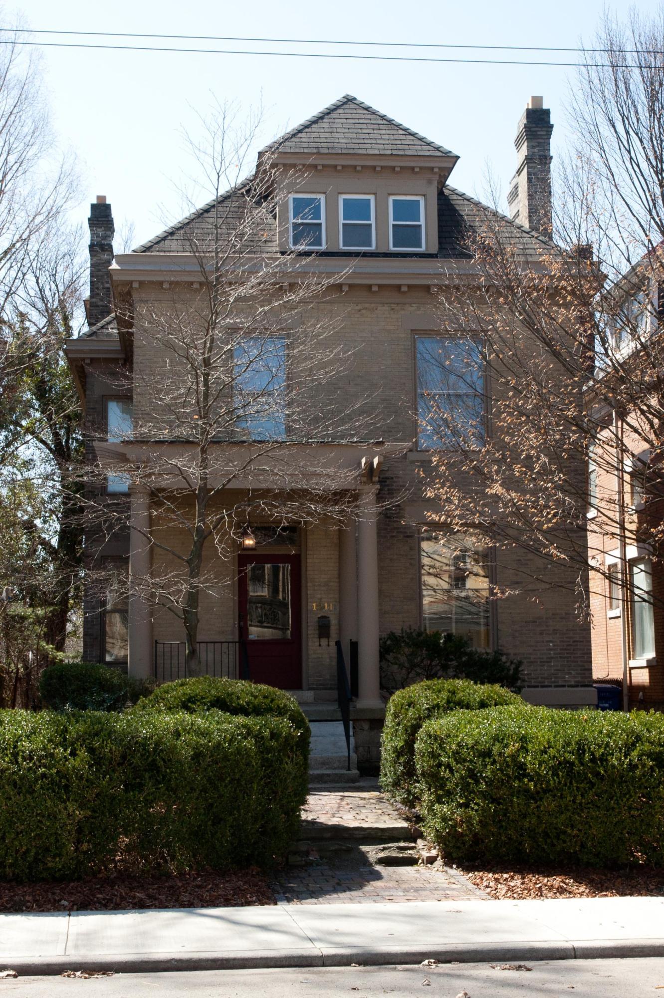 1211 Bryden Road Columbus, OH 43205 - Photo 2 of 32 Gallery Image 2
