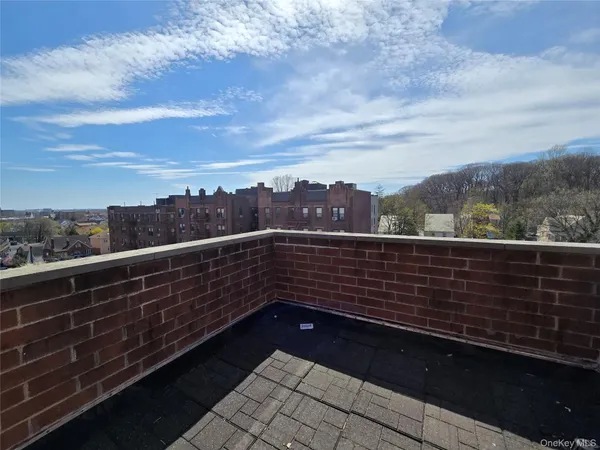 $2,750 | 8371 116th Street, Unit 7C | Kew Gardens