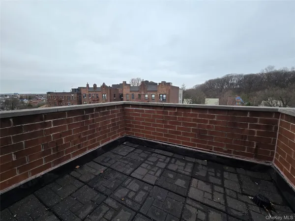 $3,000 | 8371 116th Street, Unit 7C | Kew Gardens