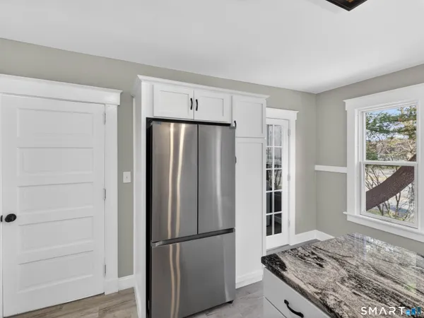 $349,900 | 171 Norwood Avenue, New London, CT 06320