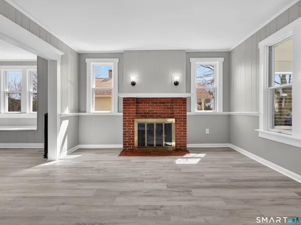 $349,900 | 171 Norwood Avenue, New London, CT 06320