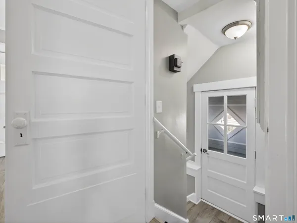 $349,900 | 171 Norwood Avenue, New London, CT 06320