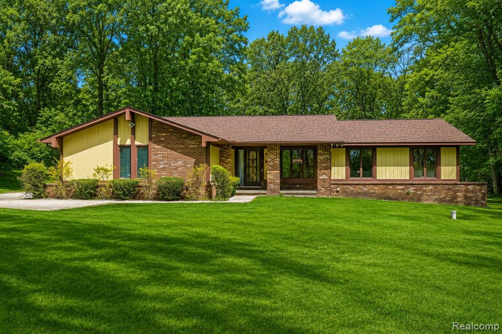 9730 Gibbs Road Clarkston, MI 48348 - Photo 39 of 39