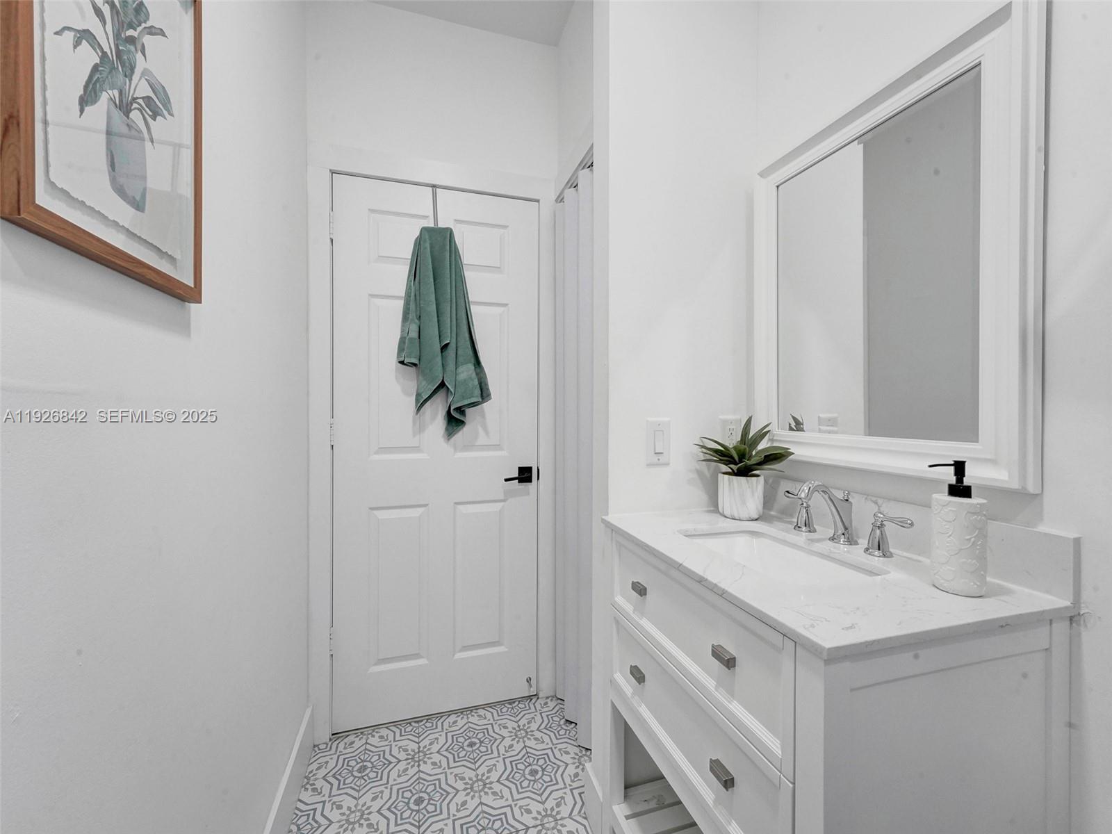 19901 Northwest 77th Court Hialeah, FL 33015 - Photo 27 of 50