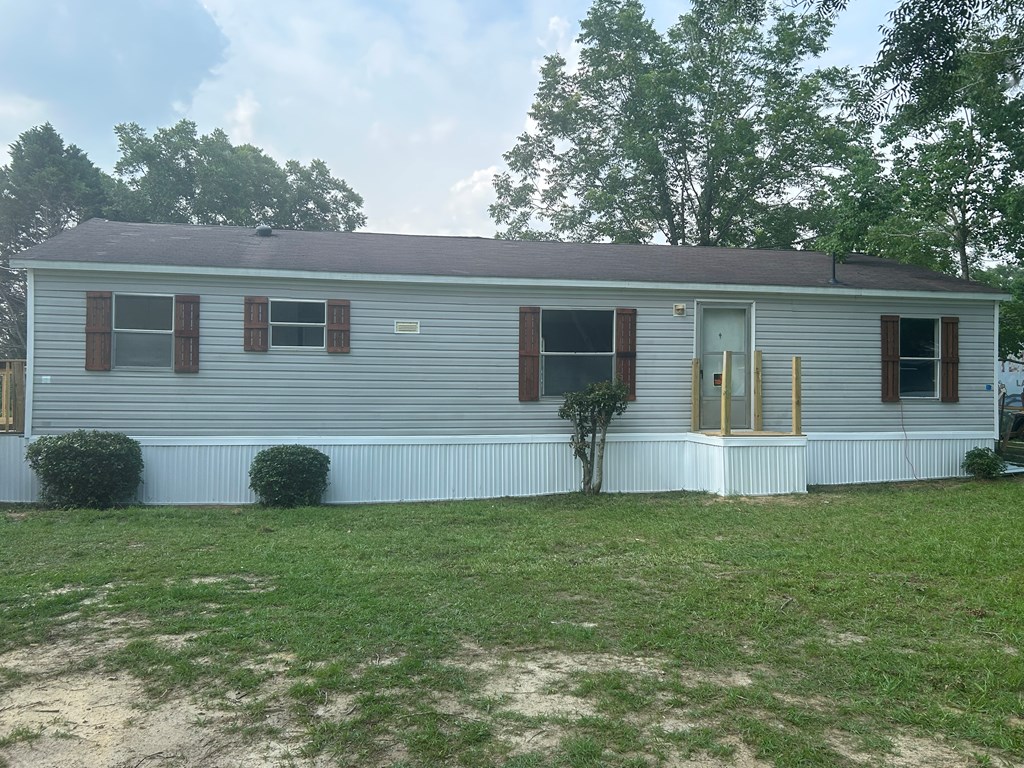 403 Wallace Buie Road Webb, AL 36376 - Photo 2 of 13