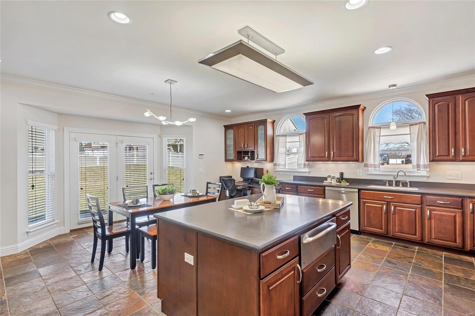 4979 Ambs Road St. Louis, MO 63128 - Photo 35 of 70