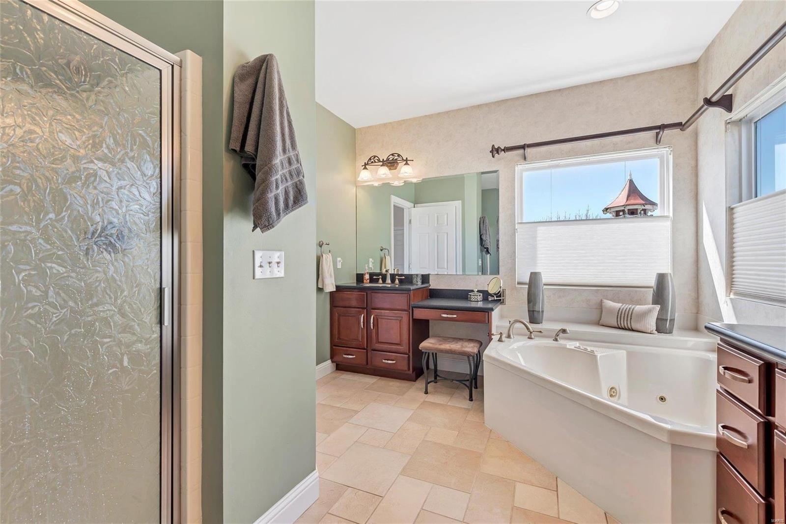 4979 Ambs Road St. Louis, MO 63128 - Photo 48 of 70