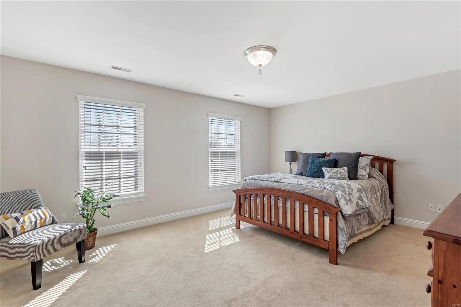 4979 Ambs Road St. Louis, MO 63128 - Photo 51 of 70