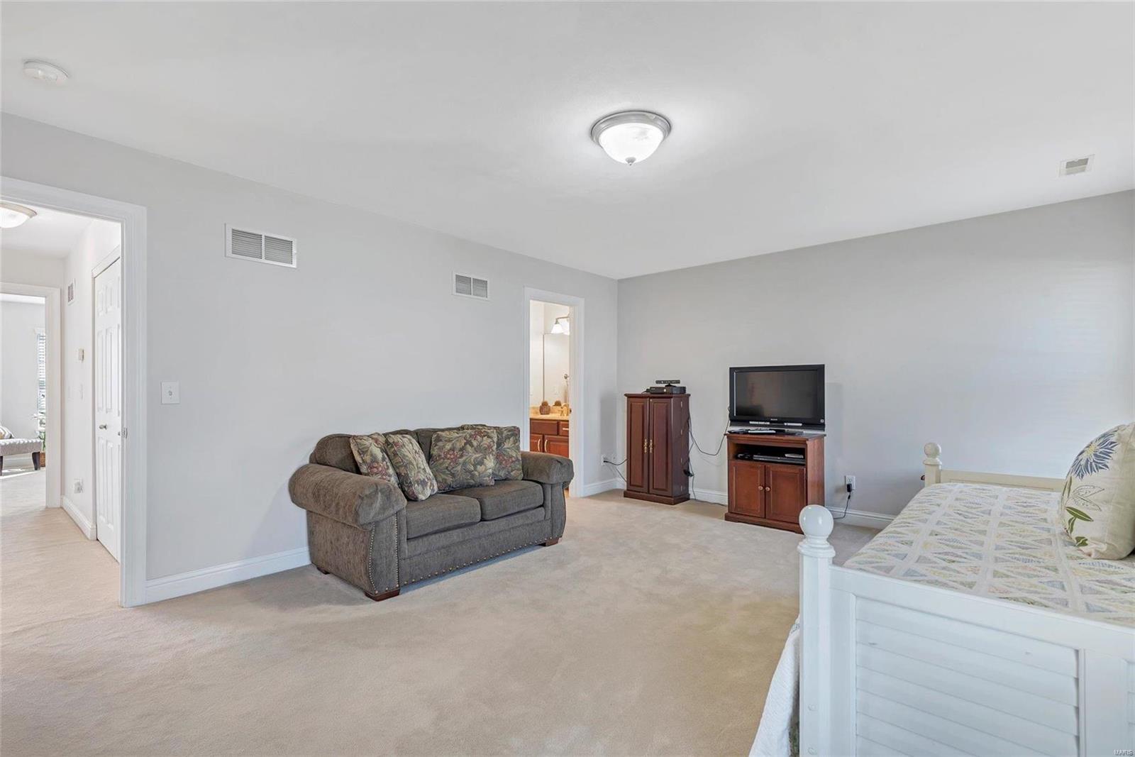 4979 Ambs Road St. Louis, MO 63128 - Photo 55 of 70