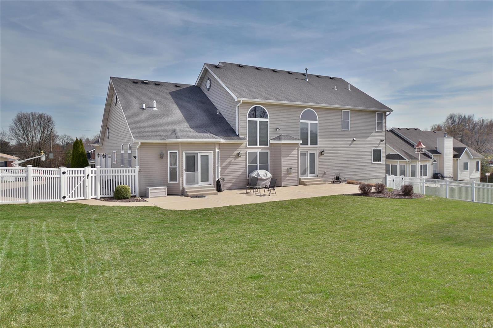 4979 Ambs Road St. Louis, MO 63128 - Photo 7 of 70