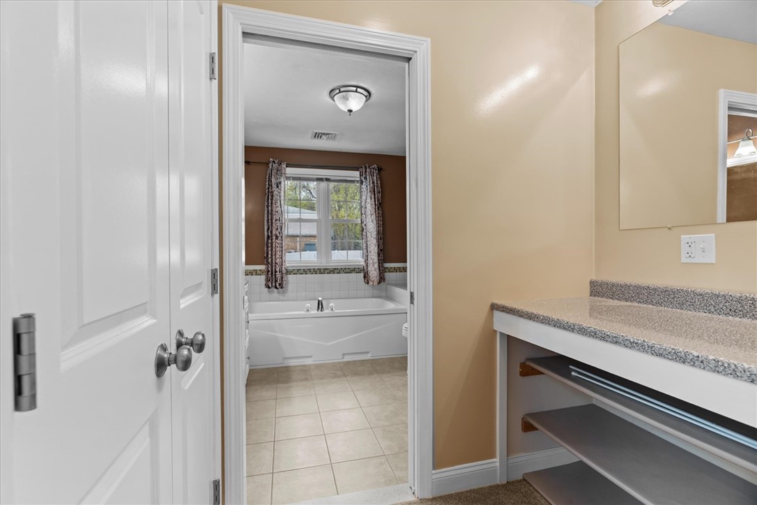 515 Pleasant Street Pawtucket, RI 02860 - Photo 29 of 50