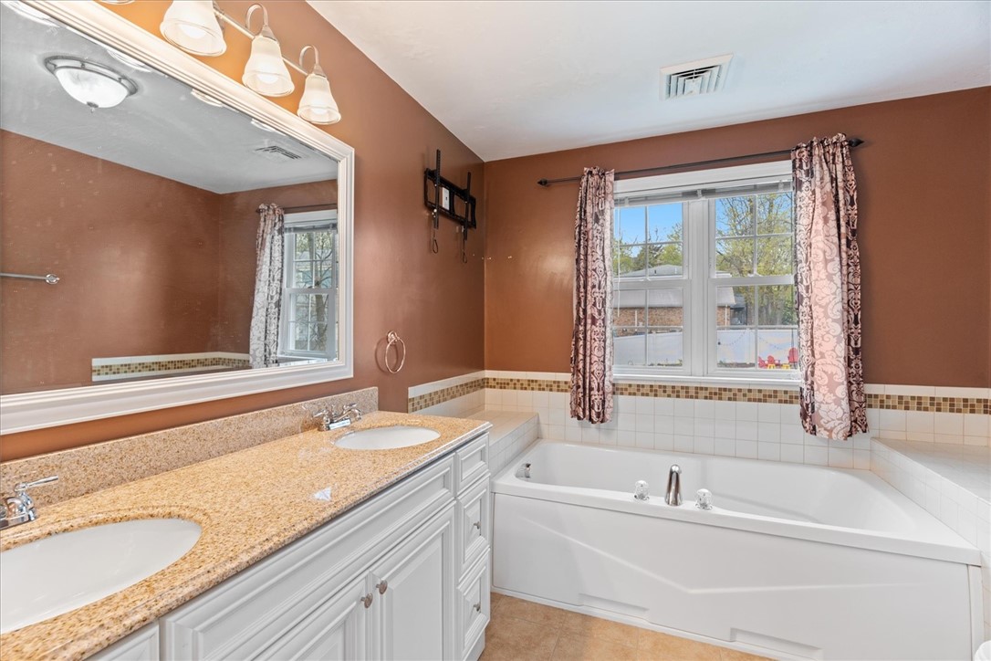 515 Pleasant Street Pawtucket, RI 02860 - Photo 30 of 50