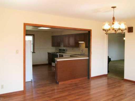 919 Bonniebrook Road Butler, PA 16002 - Photo 4 of 7