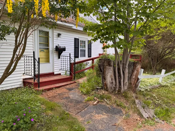 $105,000 | 106 Dublin Street, Machias, ME 04654