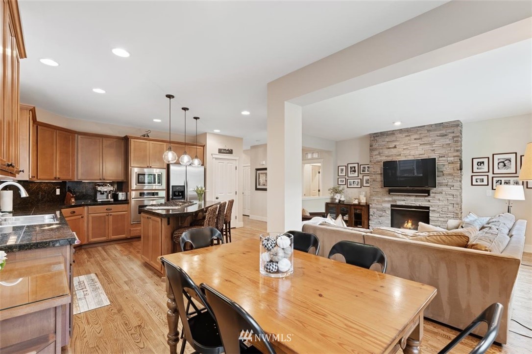 3916 184th Place Southeast Bothell, WA 98012 - Photo 12 of 40
