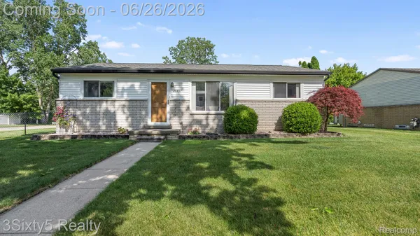 $225,000 | 26457 Willow Cove, Trenton, MI 48183