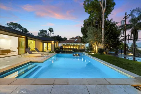 $2,299,999 | 3640 Wrightwood Drive, Studio City, CA 91604