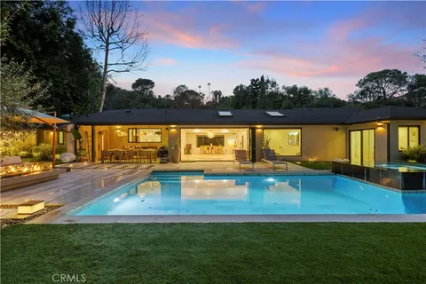 $2,299,999 | 3640 Wrightwood Drive, Studio City, CA 91604