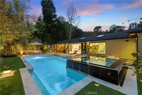 $2,299,999 | 3640 Wrightwood Drive, Studio City, CA 91604