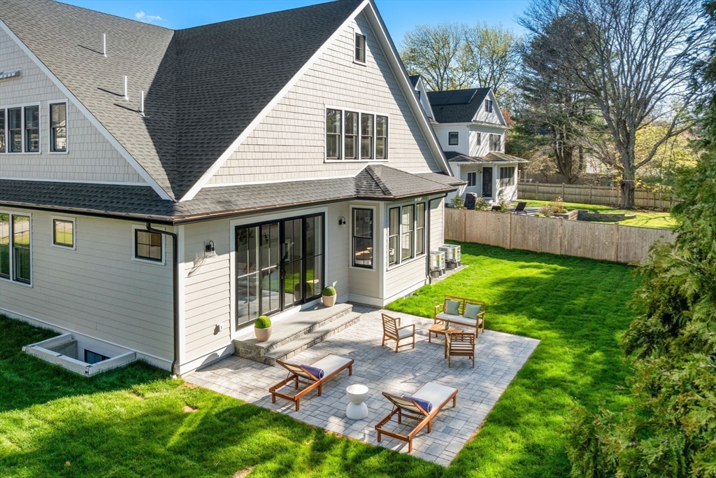23 Yale Road Needham, MA 02494 - Photo 4 of 39
