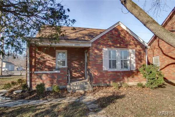 $120,000 | 2700 Gerson Avenue, Godfrey, IL 62035