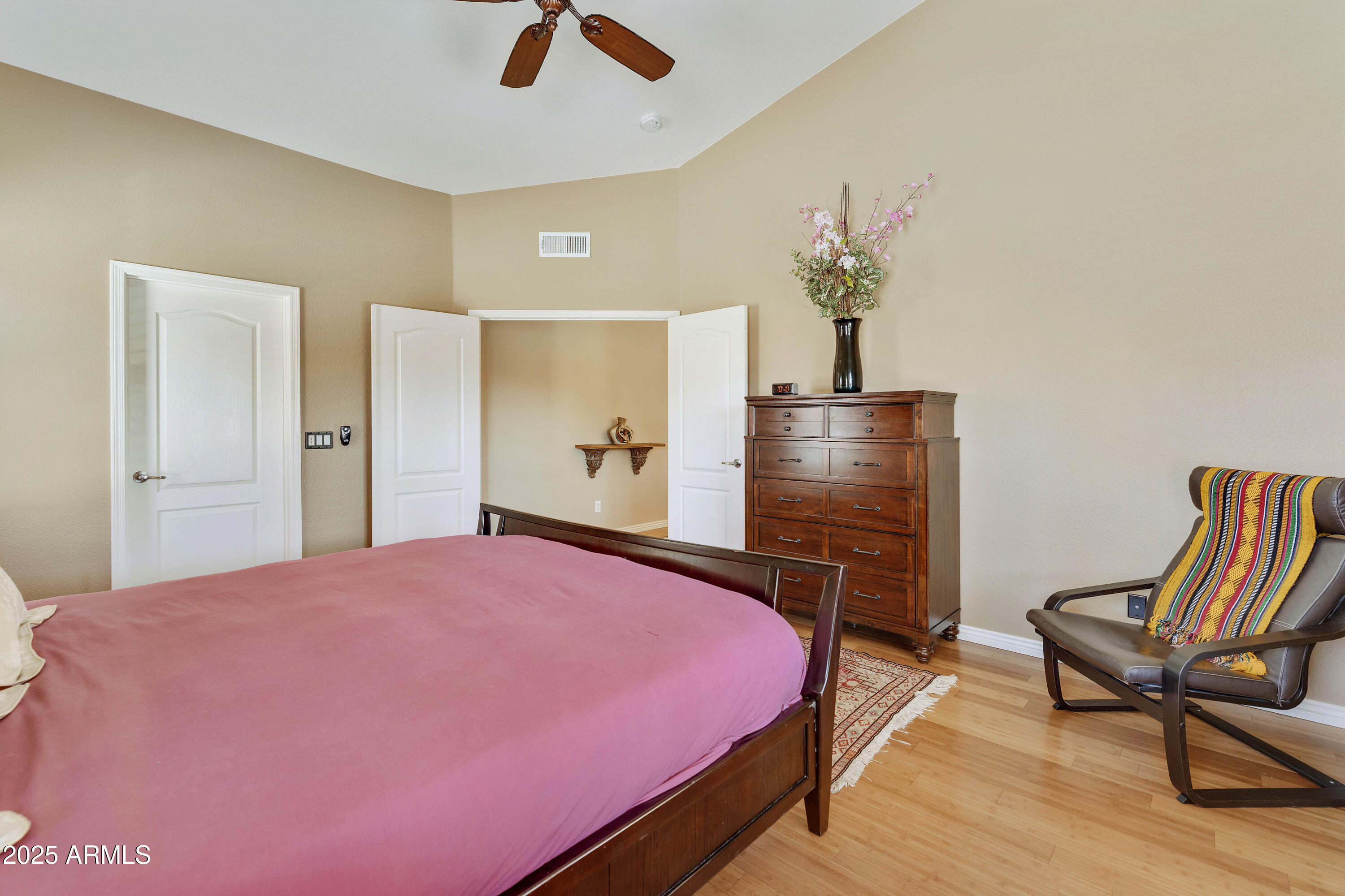 519 East Devon Drive Gilbert, AZ 85296 - Photo 42 of 47 a bedroom with a bed and dresser