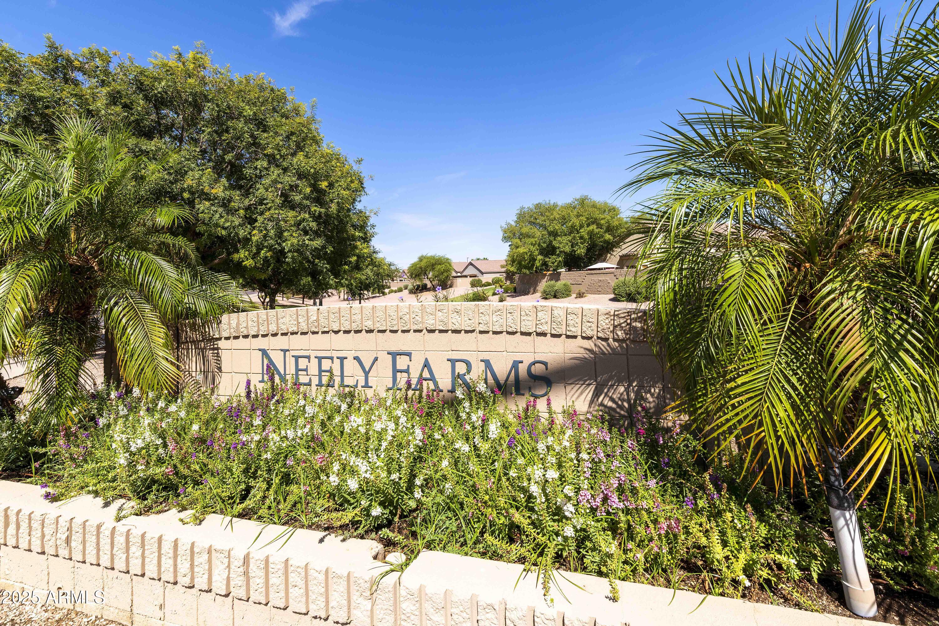 519 East Devon Drive Gilbert, AZ 85296 - Photo 46 of 47 a sign that is on the side of a road