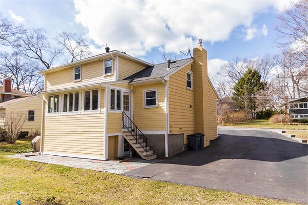 11 Tanglewood Road Needham, MA 02494 - Photo 25 of 29