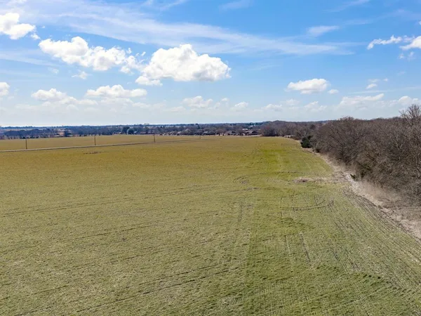 $225,000 | 0 Young Street, Italy, TX 76651