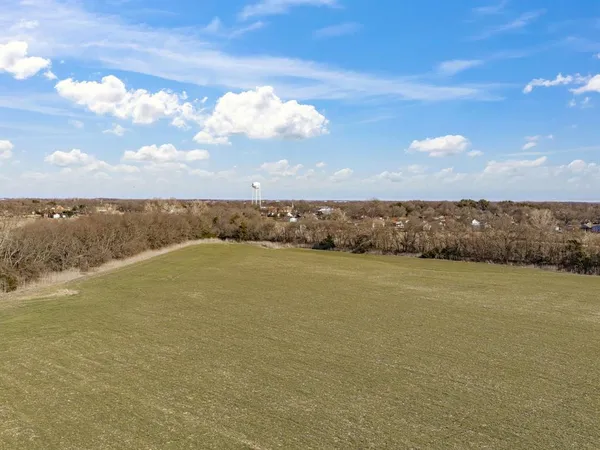 $225,000 | 0 Young Street, Italy, TX 76651