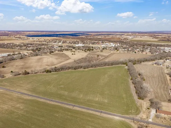 $225,000 | 0 Young Street, Italy, TX 76651