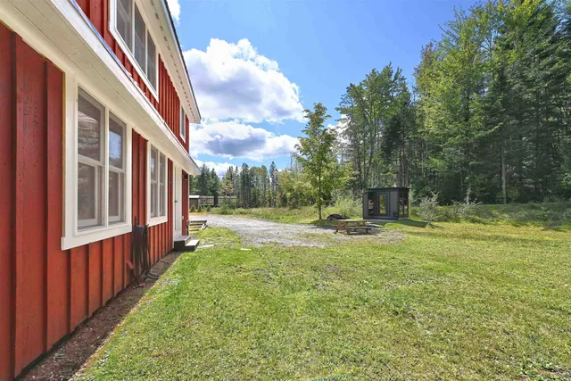 $1,200,000 | 420 Steendom Lane, Lyndonville, VT 05851