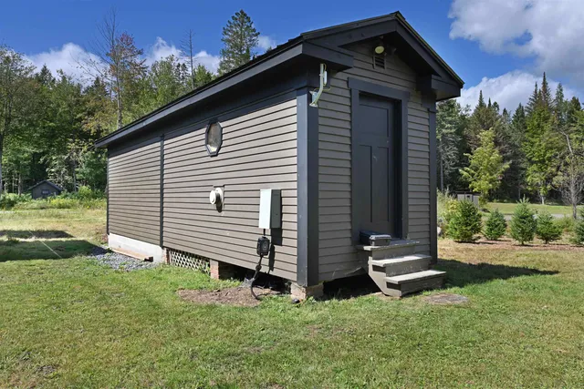 $1,200,000 | 420 Steendom Lane, Lyndonville, VT 05851