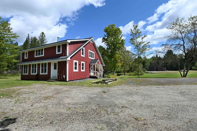 $1,200,000 | 420 Steendom Lane, Lyndonville, VT 05851