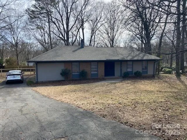 $1,895 | 2106 Wellwood Circle, Charlotte, NC 28212