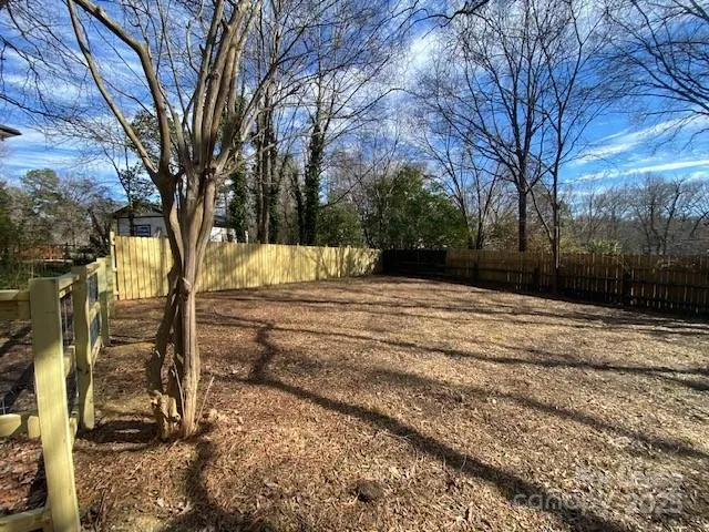 $1,895 | 2106 Wellwood Circle, Charlotte, NC 28212