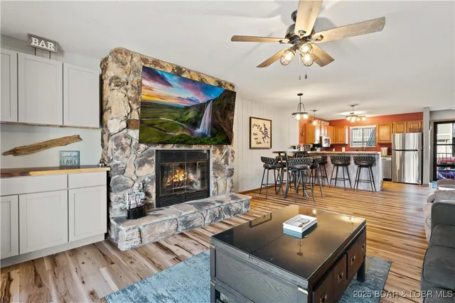 $335,000 | 611 Lazy Days Road, Unit D7, Osage Beach, MO 65065