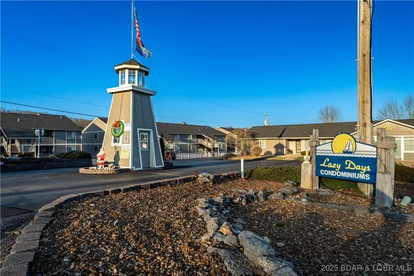 $295,000 | 611 Lazy Days Road, Unit D7, Osage Beach, MO 65065
