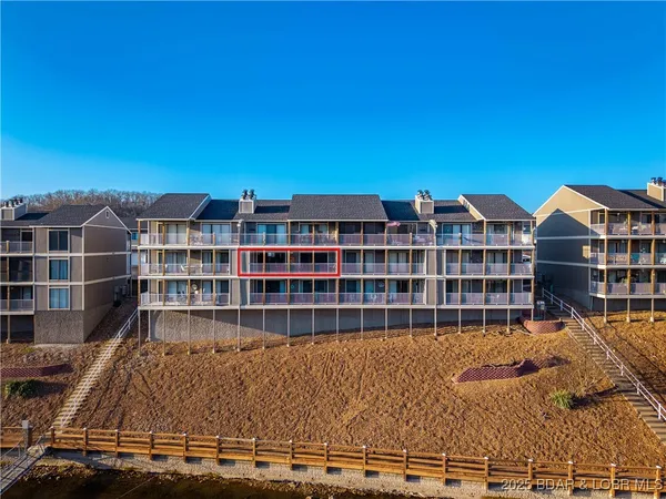 $295,000 | 611 Lazy Days Road, Unit D7, Osage Beach, MO 65065